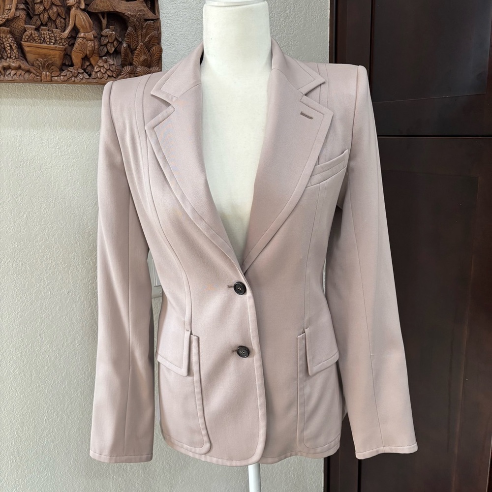 Yves Saint Laurent Cream Blazer with Notched Lapels and Tailored Fit